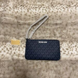Brand New Michael Kors Silver and Navy Wristlet